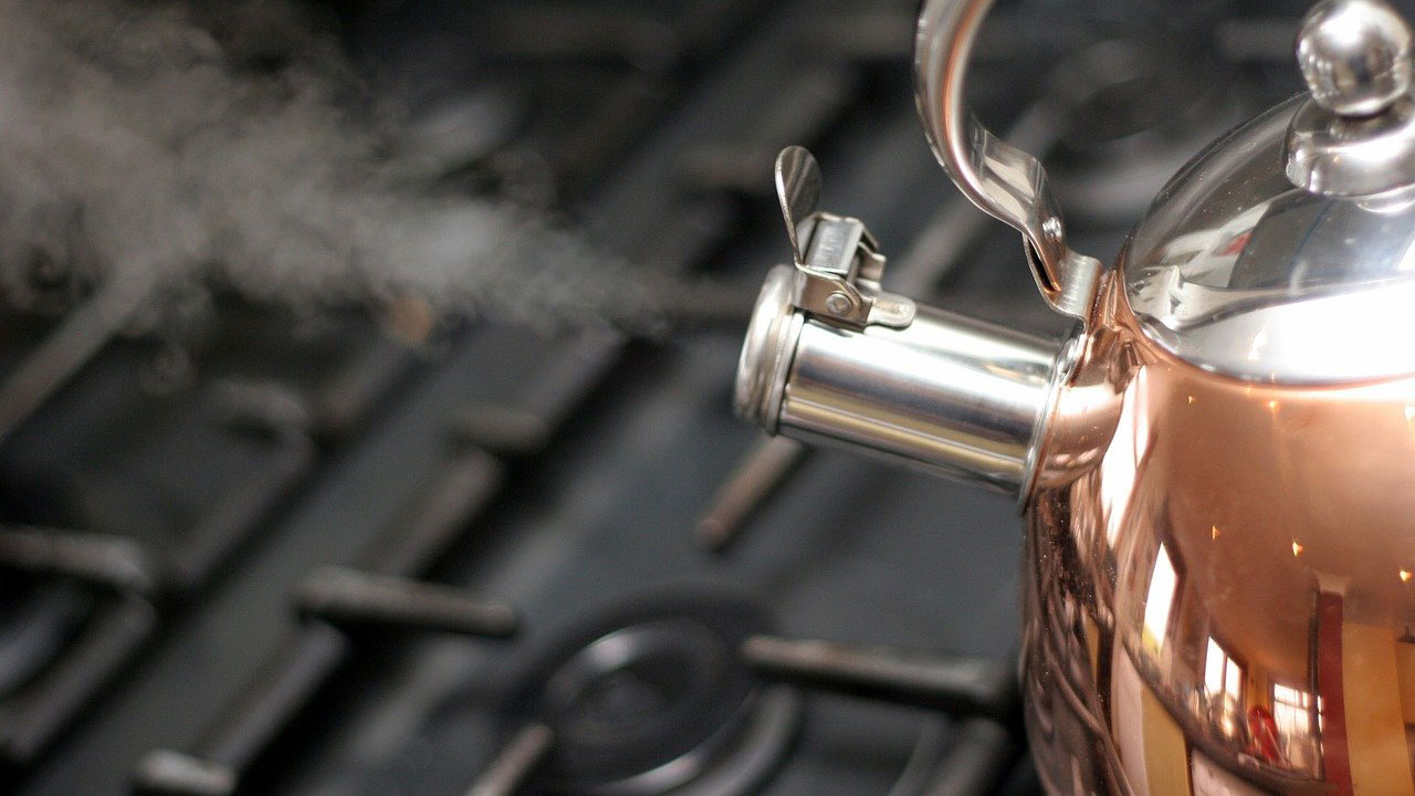 Descale Kettles Naturally: The Best Household Remedies - Utopia