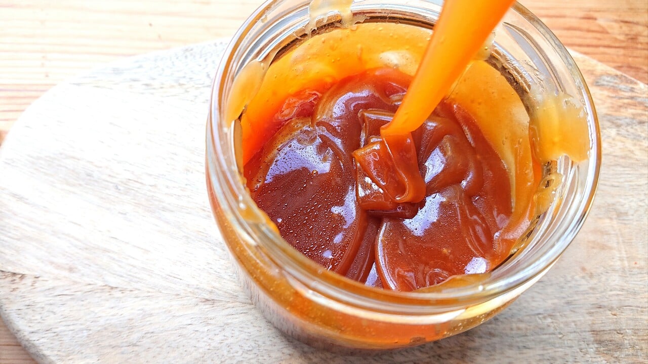 Is Caramel Vegan? Facts & A Vegan Recipe Utopia