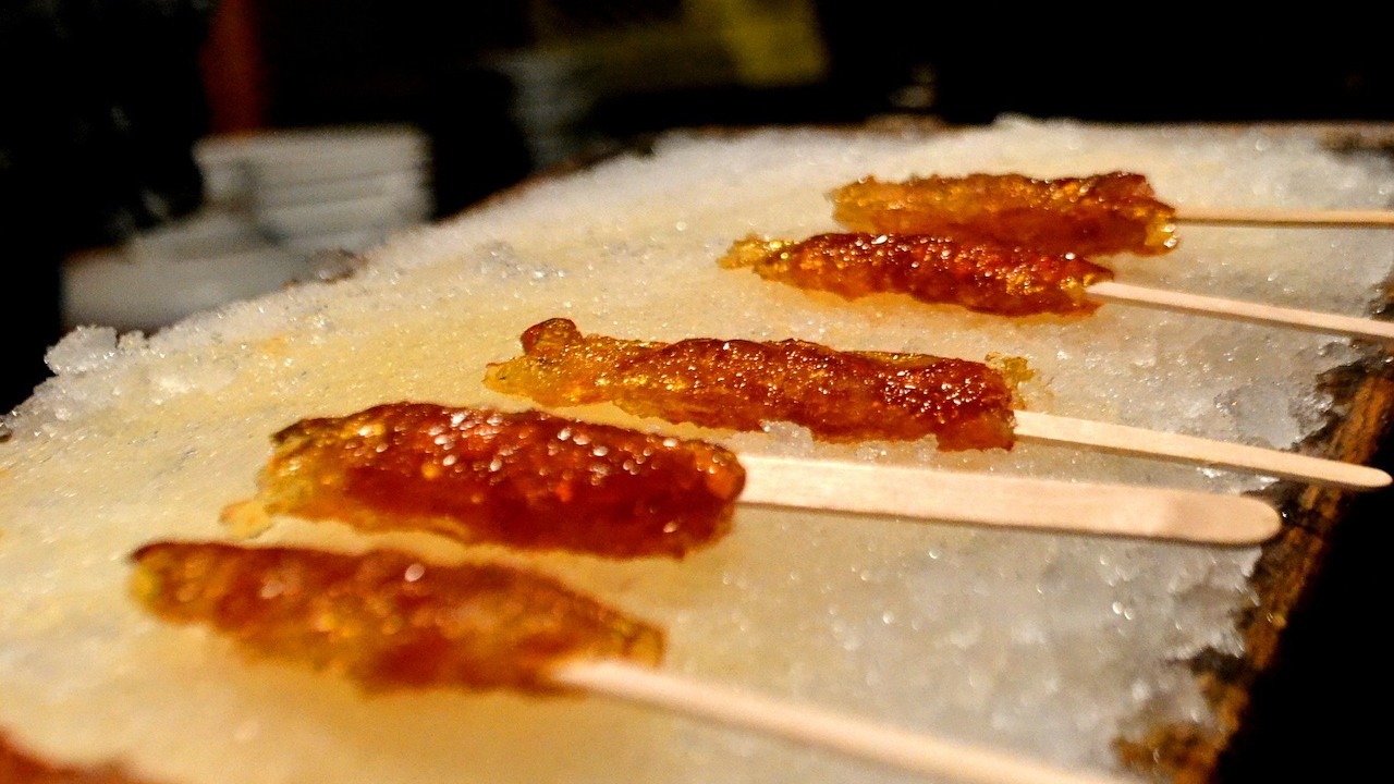 Maple Taffy: A Fun & Easy Recipe for Kids - Utopia