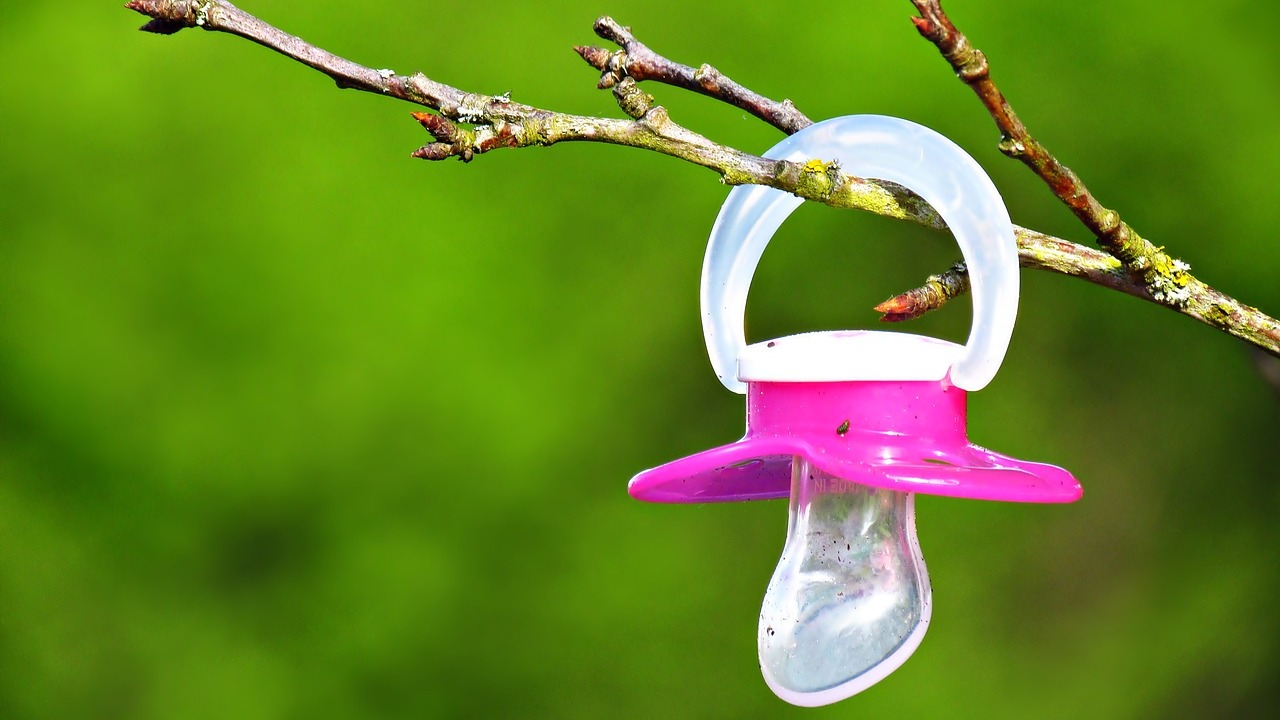 How to Sterilize Pacifiers An Easy, Natural Method Utopia