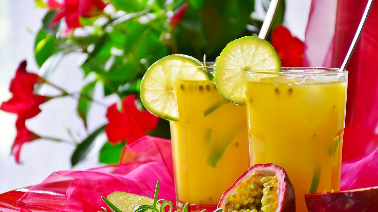 How to Make Sour Mix for Cocktails and More Utopia