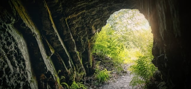 Best caves in the us